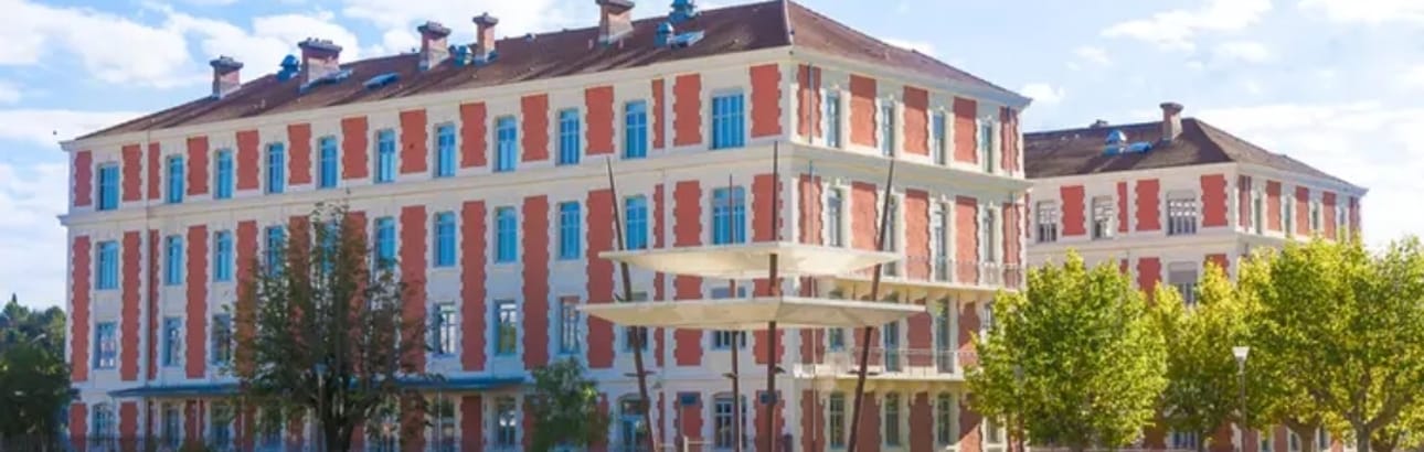 Recherche remplaçant pour un congé de deux semaines à Draguignan 83