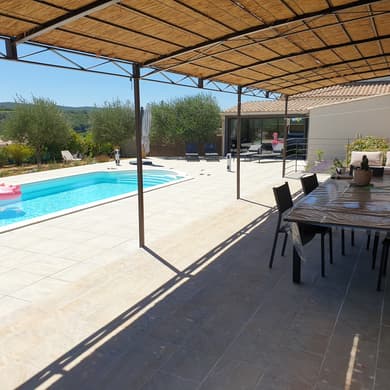 Villa avec piscine chauffée (vallée de la Cèze)
