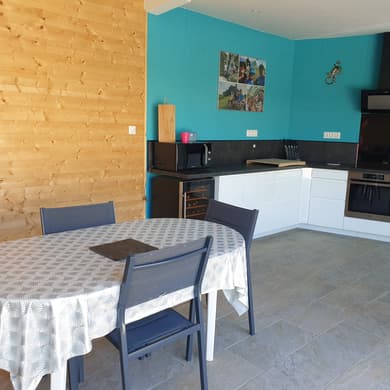 Villa avec piscine chauffée (vallée de la Cèze)