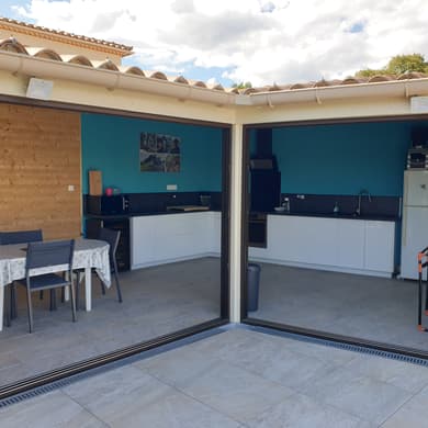 Villa avec piscine chauffée (vallée de la Cèze)