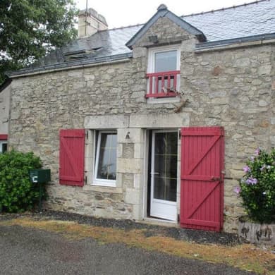 Charmante maison en pierre à la campagne