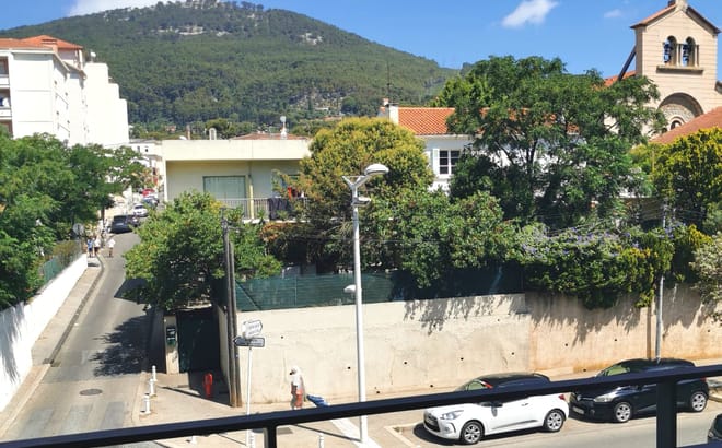 Remplacement congé maternité Toulon Est 83 mi-octobre 2026 mai 2027