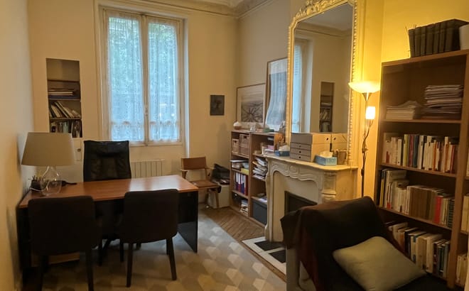 Location de bureau au sein d'un cabinet d'orthophonie Paris 17è